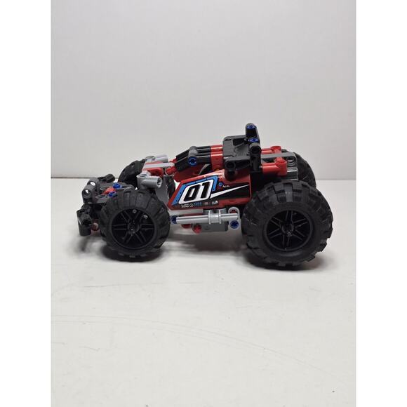 LEGO TECHNIC: BASH! (42073) Incomplete - Picture 1 of 4